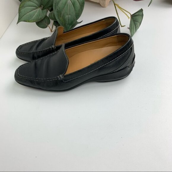 Tod's Loafer Black Leather Driving Shoes - Picture 3 of 12